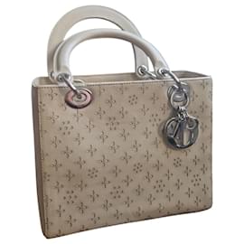 Christian Dior-Lady 2 way perforated Dior-Beige