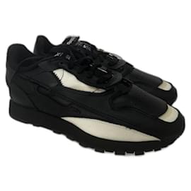 Maison Martin Margiela-Maison Margiela x Reebok Classic-Black,Eggshell