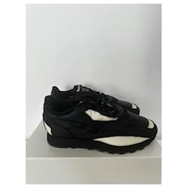 Maison Martin Margiela-Maison Margiela x Reebok Classic-Black,Eggshell