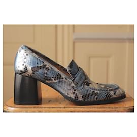 Autre Marque-Colisée Paris heeled loafers-Python print