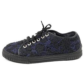 Baskets Chanel en Toile Brodée Marine et Noir Bleu Marine
