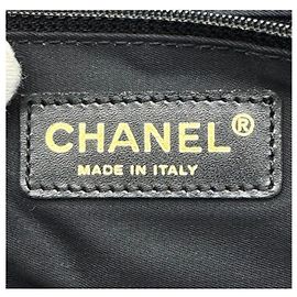 Bolsa Chanel New Travel MM Preta Preto Monograma