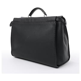 Fendi-Sac à main en cuir Fendi Selleria Peek-a-boo Monster Eye en noir 7VA388-Noir