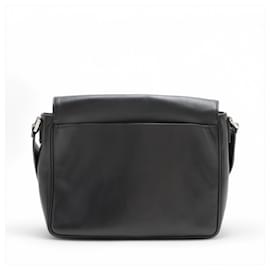 Fendi-Fendi Leather Shoulder Bag Tote in Black-Black
