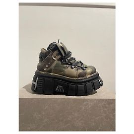 Vêtements VETEMENTS Tênis T.EU 38 Couro Caqui