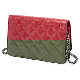 Chanel-Chanel Red Paris Dallas CC Patent Goatskin Wallet on Chain-Red