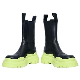 Bottega Veneta Botas Chelsea de couro Preto