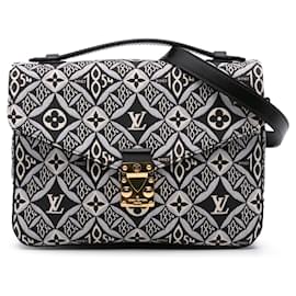 Louis Vuitton-LOUIS VUITTON Handbags T.  Leather-Black
