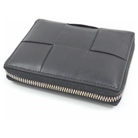 Bottega Veneta-Bottega Veneta Black Leather Bi-fold Wallet-Black