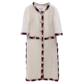 Chanel Sammlungsfähige Ecru-Tweed-Jacke Herbst 2007 38 FR Roh