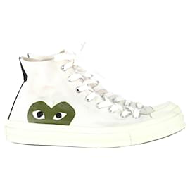 Comme Des Garcons-Comme Des Garçons Play x Converse Chuck 70 High-Top Red Heart Sneakers in White Cotton-White,Cream