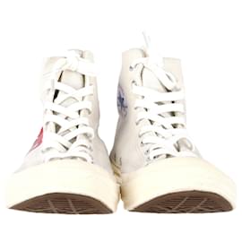 Comme Des Garcons-Comme Des Garçons Play x Converse Chuck 70 High-Top Red Heart Sneakers in White Cotton-White,Cream