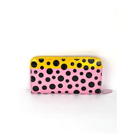 Louis Vuitton-Louis Vuitton Yellow Vernis Patent Leather Kusama Infinity Dots Zippy Wallet-Yellow