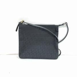 Fendi-Fendi Zucchino Shoulder Bag-Black