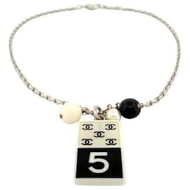 Chanel-NEW CHANEL NECKLACE CC LOGO PLATE NUMBER 5 PEARLS RESIN CHAIN NECKLACE-Silvery