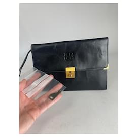 Balenciaga-BALENCIAGA Clutch bags T.  Leather-Black