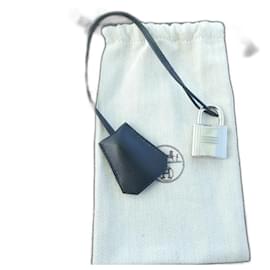 bell, pull tab, and Hermès lock for new strap top Black