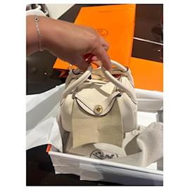 Hermès-Mini lindy 2025 blanc casser couleur nata impeccable-Blanc cassé