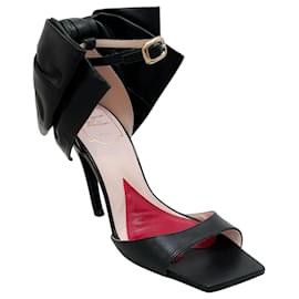 Roger Vivier-Roger Vivier Black Leather Choc Bow Sandals-Black