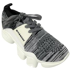 Givenchy-Givenchy Black / White Jaw Knit Low Top Sneakers-Black