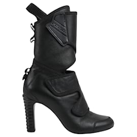 Fendi-Fendi Leather Ankle Boots in Black, Size 38 EU-Black