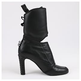 Fendi-Fendi Leather Ankle Boots in Black, Size 38 EU-Black