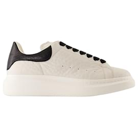 Alexander Mcqueen-Sneakers Oversized - Alexander McQueen - Leather - White-White