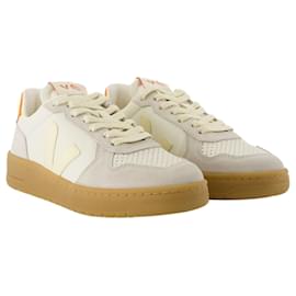 Veja-V 82 Sneakers - Veja - Leather - White-White