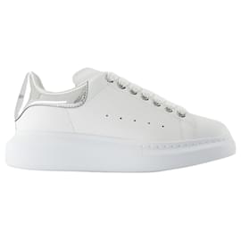 Alexander Mcqueen-Sneakers Oversized - Alexander McQueen - Leather - White-White