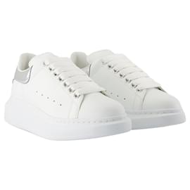 Alexander Mcqueen-Sneakers Oversized - Alexander McQueen - Leather - White-White