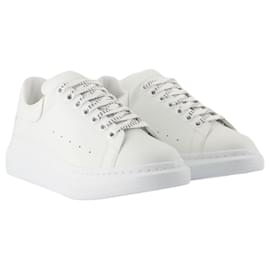 Alexander Mcqueen-Sneakers Oversized - Alexander McQueen - Leather - White-White