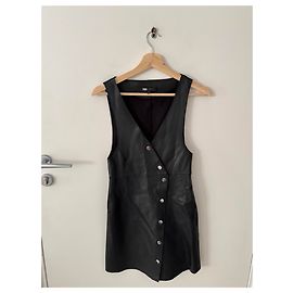 Robe Maje noir cuir taille 36 Autre