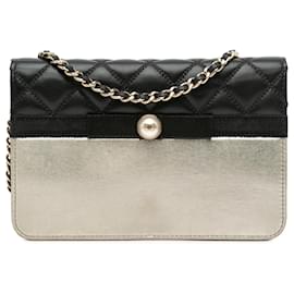 Chanel-Chanel Black Paris in Rome CC Bicolor Quilted Lambskin Wallet On Chain-Black