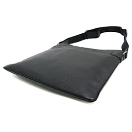 Louis Vuitton-Louis Vuitton Taiga Sasha M32629 Men's Shoulder Bag-Other