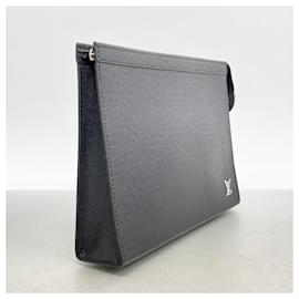 Louis Vuitton-Louis Vuitton Taiga Pochette Voyage Clutch Bag-Black