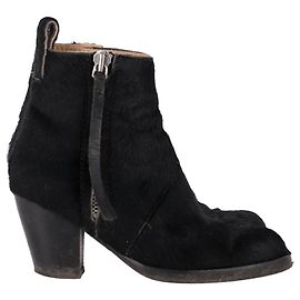 Zipped Ankle Boots von Acne Studios aus schwarzem Ponyhaar Schwarz