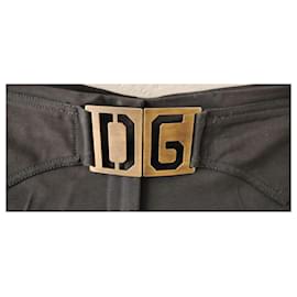 Dolce & Gabbana-DOLCE & GABBANA WOOL PANTS WITH LOGO PATCH.-Black