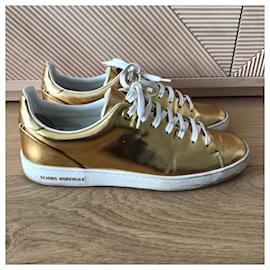 Louis Vuitton-LOUIS VUITTON Trainers T.EU 38.5 Leather-Golden
