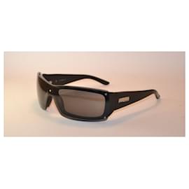 Max Mara-sunglasses-Black