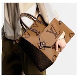 Louis Vuitton-Handbags-Light brown