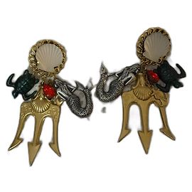 Autre Marque Zoé Coste Seaside Clip-on Earrings Gold Gold hardware