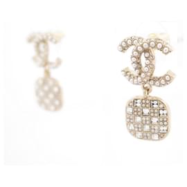 Chanel-NINE CHANEL CC LOGO PENDANT EARRINGS STRASS 2022 NEW EARRINGS-Golden