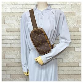 Louis Vuitton-Louis Vuitton Pochette Ganju Monogram Body Bag-Brown