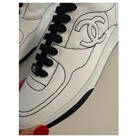 Chanel-Sneakers Cotton White & Black-White