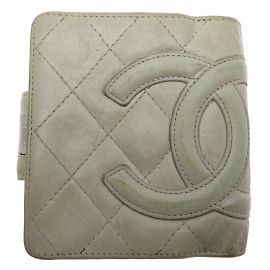 Chanel Women's Bi-fold Wallet in Gray Leather Brown