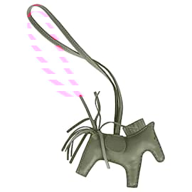 Hermès-Hermès Rodeo PM Charm in Pink Leather-Pink