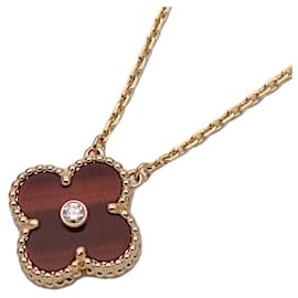 Van Cleef & Arpels-Van Cleef & Arpels Alhambra Necklace-Golden