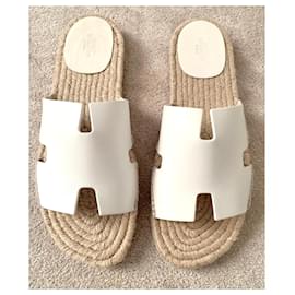 Hermès-ANTIQUE HERMES SANDALS-White