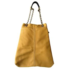 Dolce & Gabbana-DG Leather vertical tote bag-Mustard