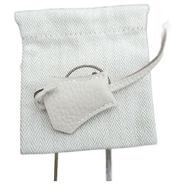 Hermès togo leather bell and pull in chalk white, length 21 cm Eggshell